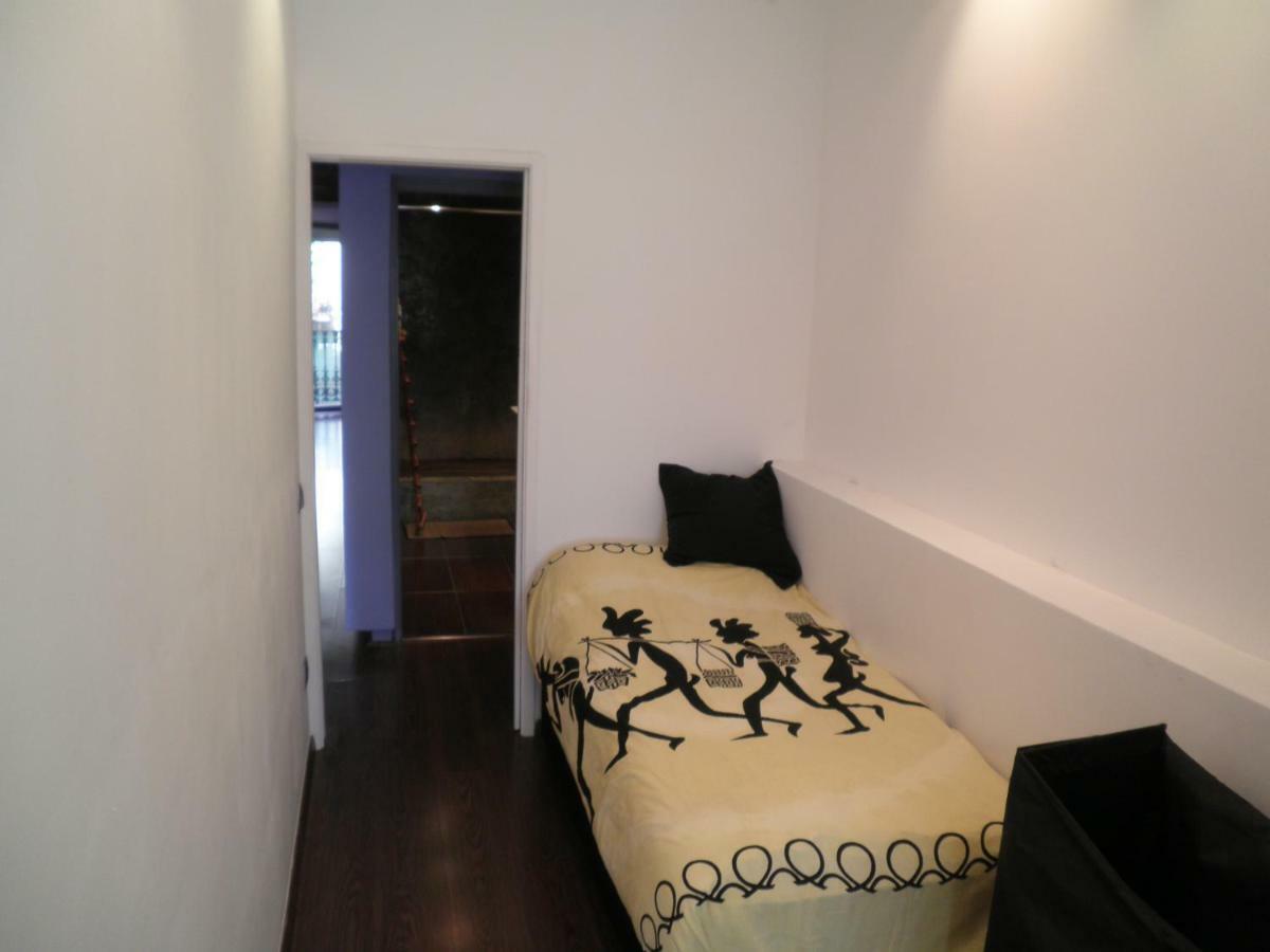 Bacrou Apartment, Design Loft Near The Sea Barcelona Bagian luar foto
